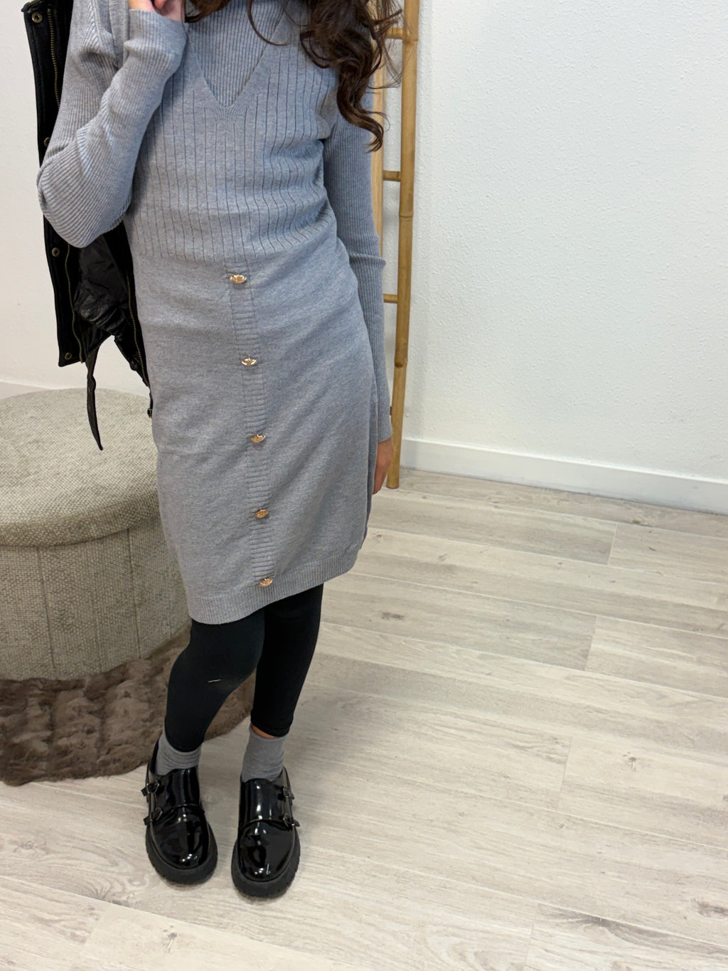 Ensemble Grey Gold